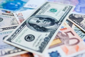 yillar-sonra-bir-ilk-euro-ve-dolarin-fiyati-esitlenir-mi-isef5vik.jpg
