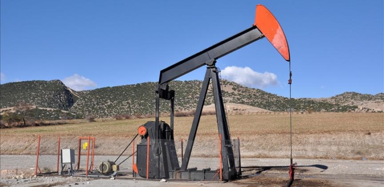 petrol sondaj