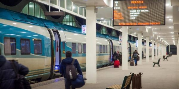 bakan-karaismailoglu-hizli-tren-seferlerini-44ten-56ya-cikariyoruz-0-qodqmhk8.jpg