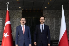bakan-mus-polonya-ekonomik-kalkinma-ve-teknoloji-bakani-buda-ile-gorustu-og1easeu.jpg
