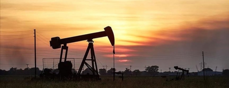 brent-petrolun-varil-fiyati-9527-dolar-seviyesinde-1-us89zdp4.jpeg