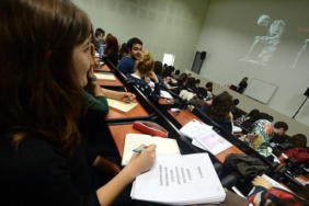 üniversite öğrenci