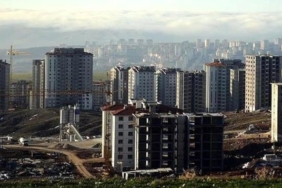 aile-ve-sosyal-hizmetler-bakanliginin-esi-vefat-eden-kadinlara-verecegi-konut-desteginin-detaylari-belli-oldu-b8d1lzip.jpg