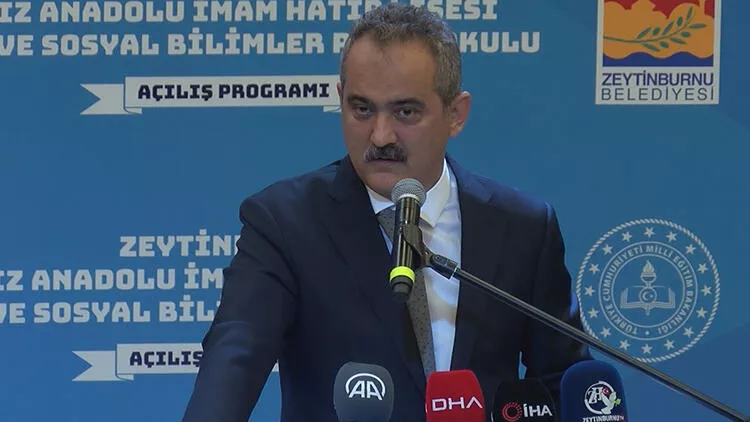 bakan özer