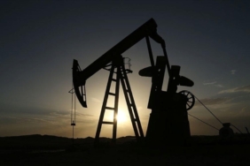 brent-petrolun-fiyati-dusuyor-aahlzquw.jpg