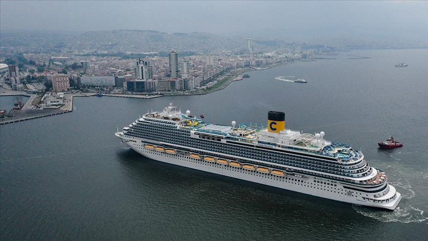 costa venezia