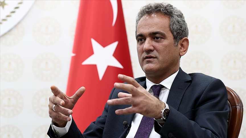 mahmut özer