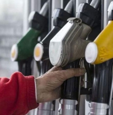 petrolde-dalgalanma-suruyor-guncel-benzin-ve-motorin-fiyatlari-eqc1zgcr.jpg