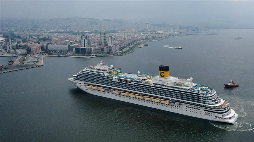 costa venezia
