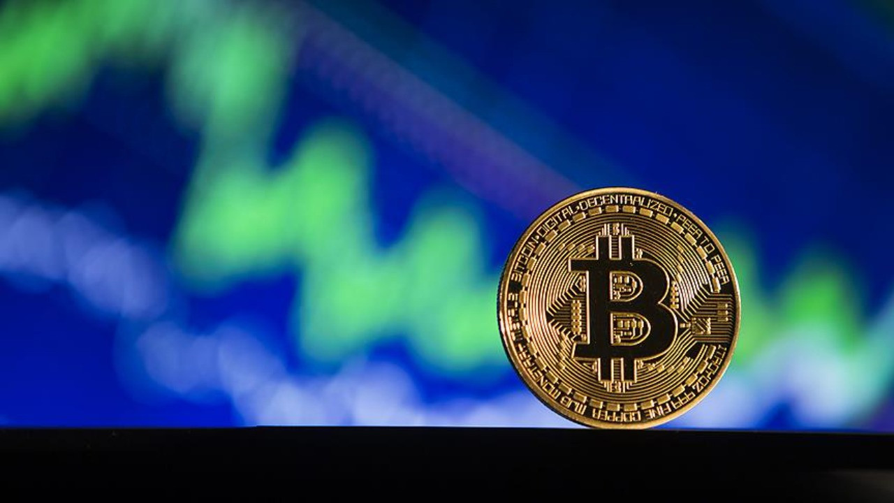 bitcoin'de kritik eşik: 45 bine mi 100 bine mi yönelecek?
